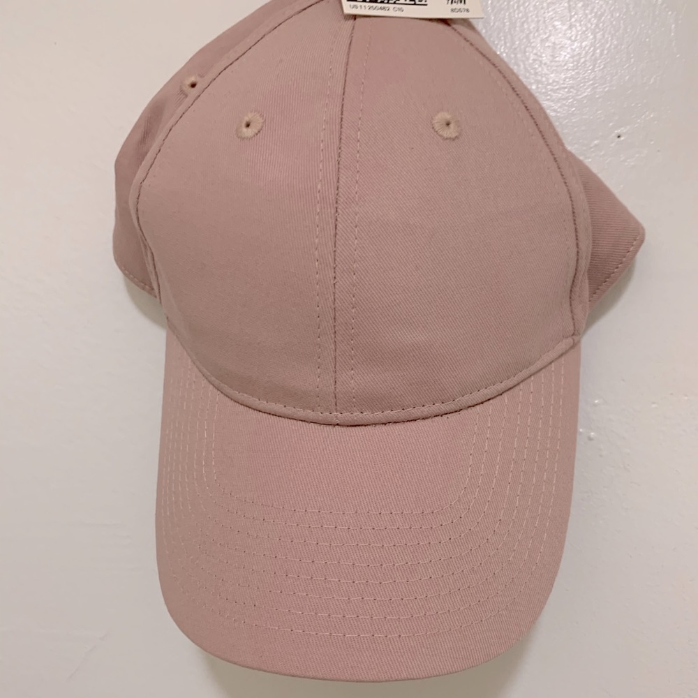 H&M brand pink cap - Picture 2 of 2